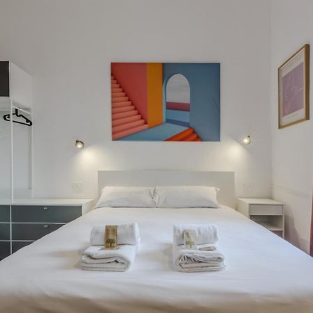 New And Functional Apartments Near The Metro Milano Ngoại thất bức ảnh