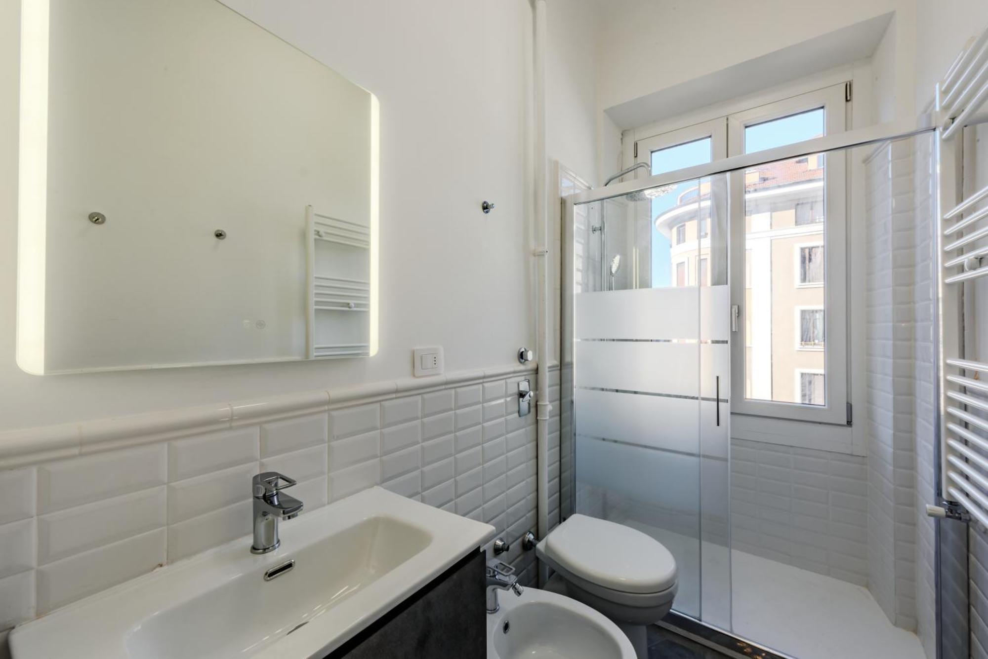 New And Functional Apartments Near The Metro Milano Ngoại thất bức ảnh